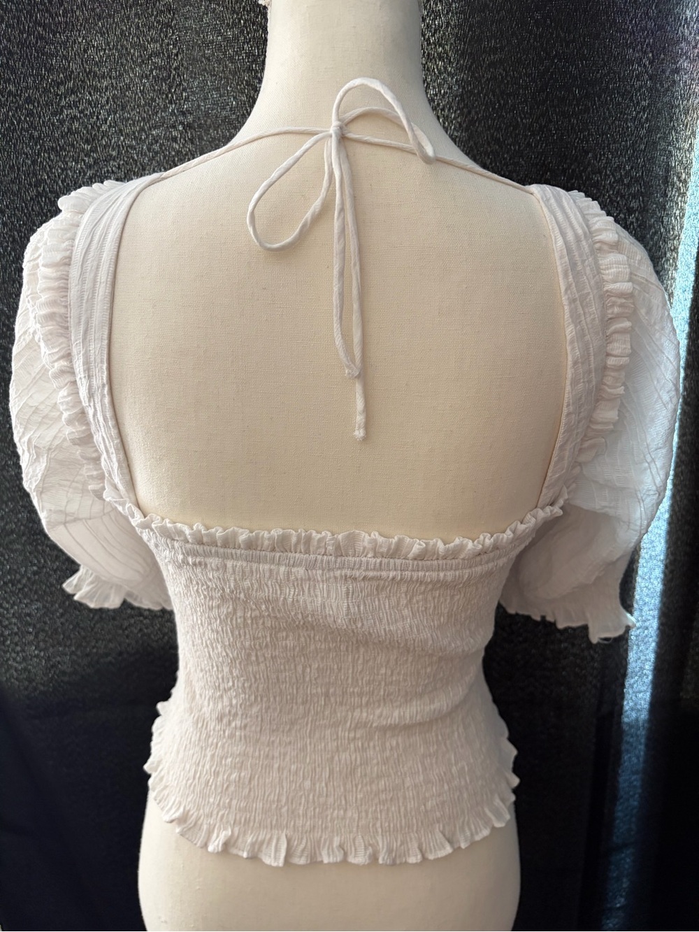 H&M Off-White Smocked Square-Neck Crop Top Size XL - Picture 2 of 3